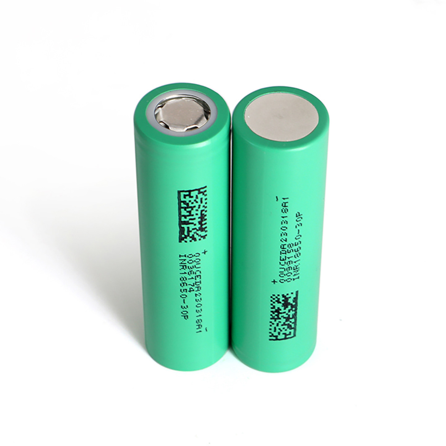 10 قطع من بطاريات DMEGC 30P IN - مراجعة Tools Vape وسعره